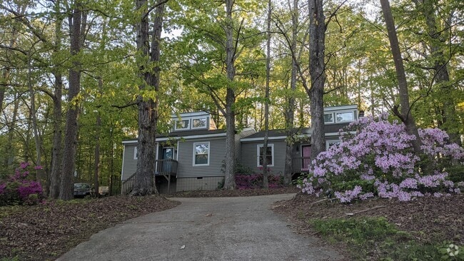 Building Photo - 4700 Cornwall Pl Rental