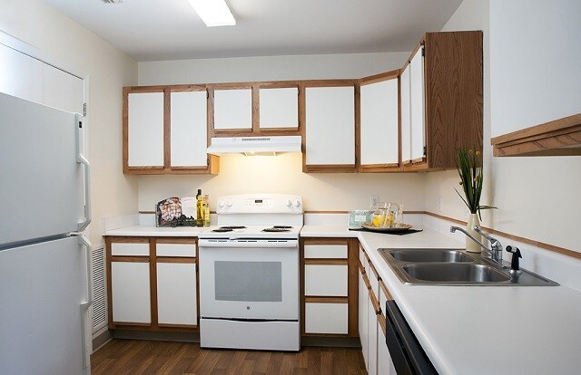 Idlewild Creek  Apartments