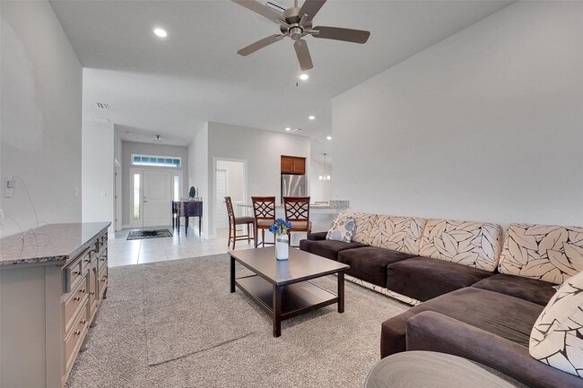 Photo - 8600 Merano Ave