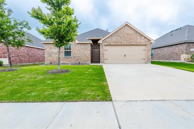 Photo - 605 Rawhide Way