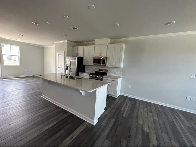 Photo - Room in Townhome on Kasota Ln