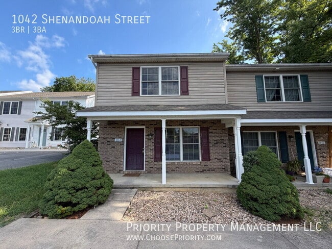 Building Photo - 1042 Shenandoah St