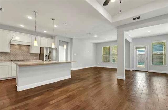 1624 Sweetwater Wy