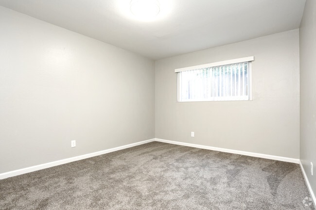 2BR,2BA-1000SQ
