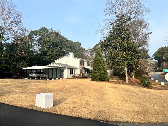 Photo - 2723 Bob White Trail NW