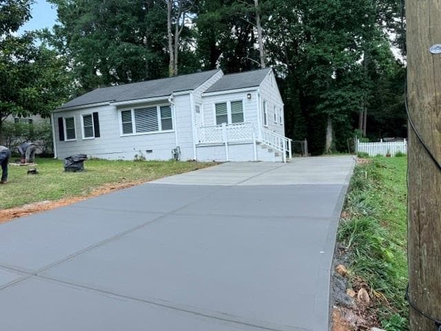 2005 Benson Ave SE