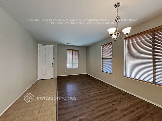 4112 E Cherry Hills Dr
