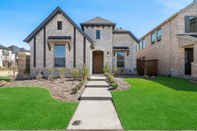 Building Photo - Beautiful 3BR Home with Office, Media Room & 3-Car Garage in Cambridge Crossing
