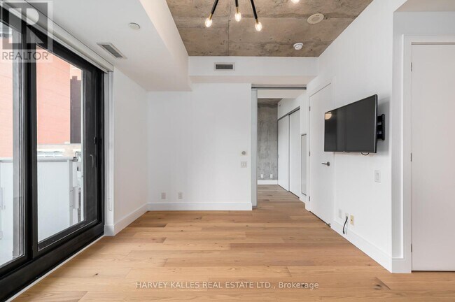 Photo - 11 Charlotte St Unit 507