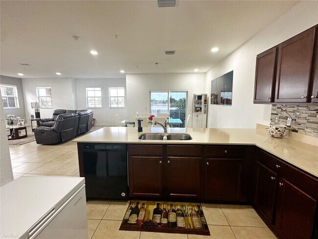 Photo - 3 br, 2.5 bath House - 260 NW 109th Ave # 20