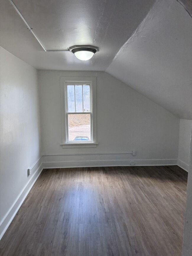 Photo - $850 - I Bedroom 1 Bathroom Apartment - Heart of the City Unit APT 2