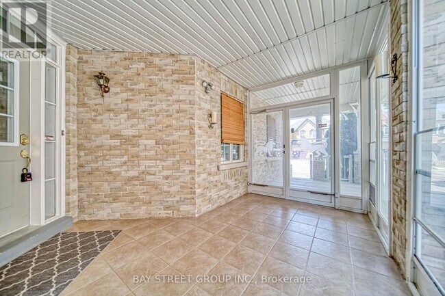 Photo - 77 Weatherill Rd