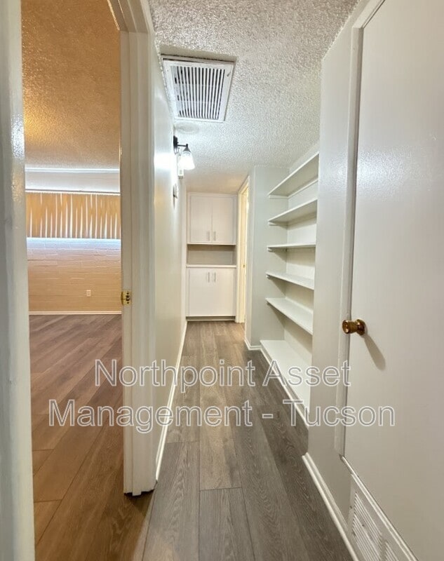 Photo - 1420 N Craycroft Rd Unidad Apt 8