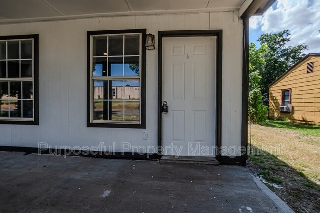 Photo - 516 Morrison Ave