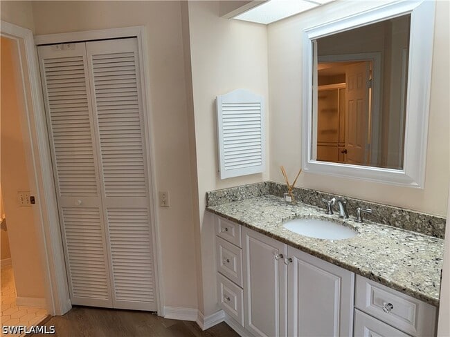 Building Photo - 3941 Leeward Passage Ct Unit 203