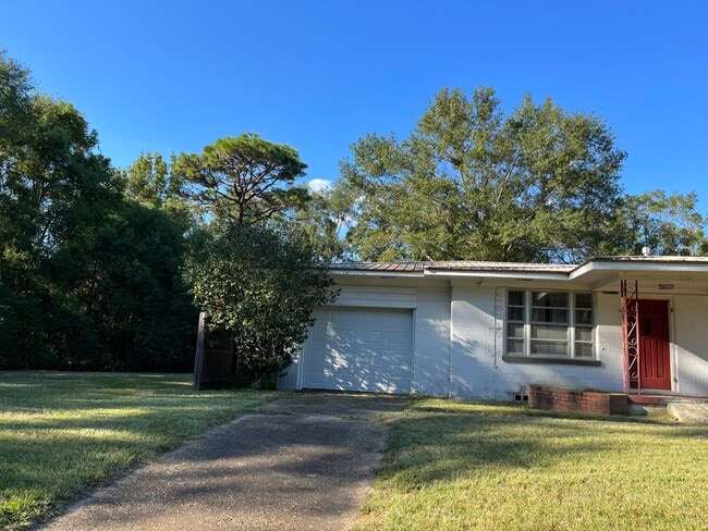 Photo - 2750 Gill Rd