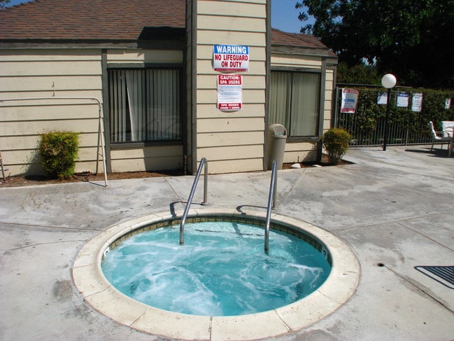 Photo - Sunrise Apartments