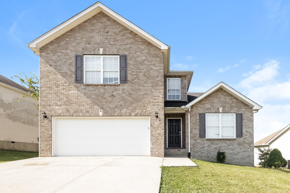 Photo - 172 Lyndhurst Dr