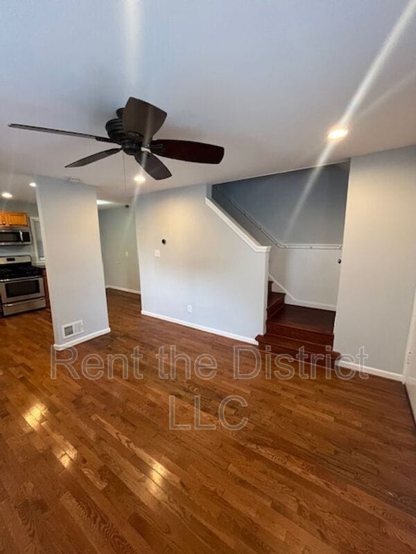 Photo - 4612 Bass Pl SE