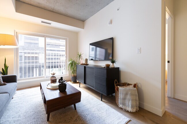 Photo - The Mercury Block