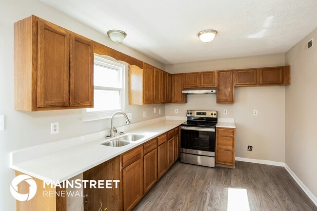 Photo - 6002 Tybalt Dr