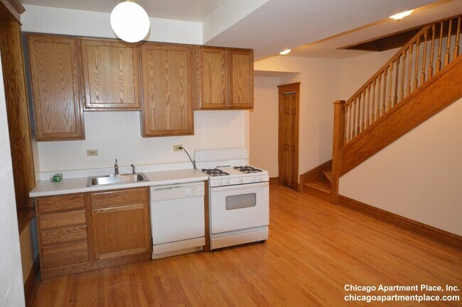 Photo - 3711 N Fremont St Unidad 1