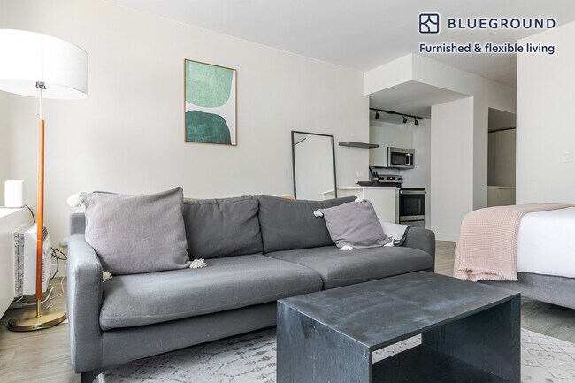 Photo - 21 E Chestnut St Unit SI FL23-ID1391