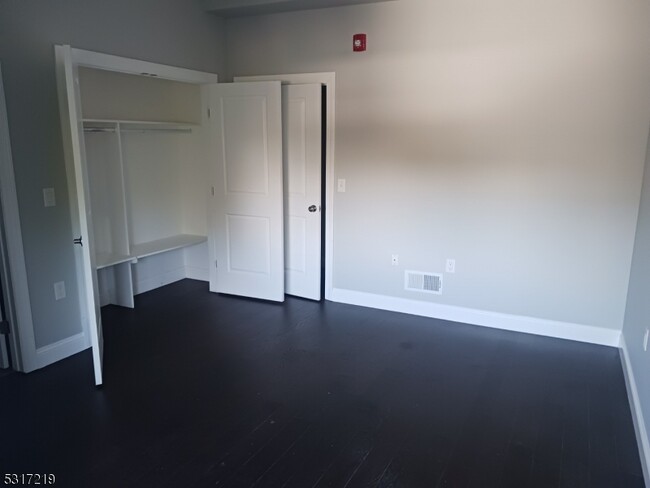 Photo - 10 Ford Ave Unit 306