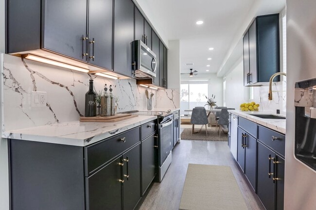 Photo - Welcome to Ocean Breeze in Oceanside Apart...