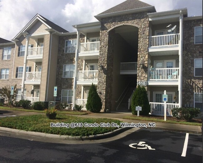 Great Location on CBR! 1 Bedroom, 1 Bath W... - Great Location on CBR! 1 Bedroom, 1 Bath W... Condo
