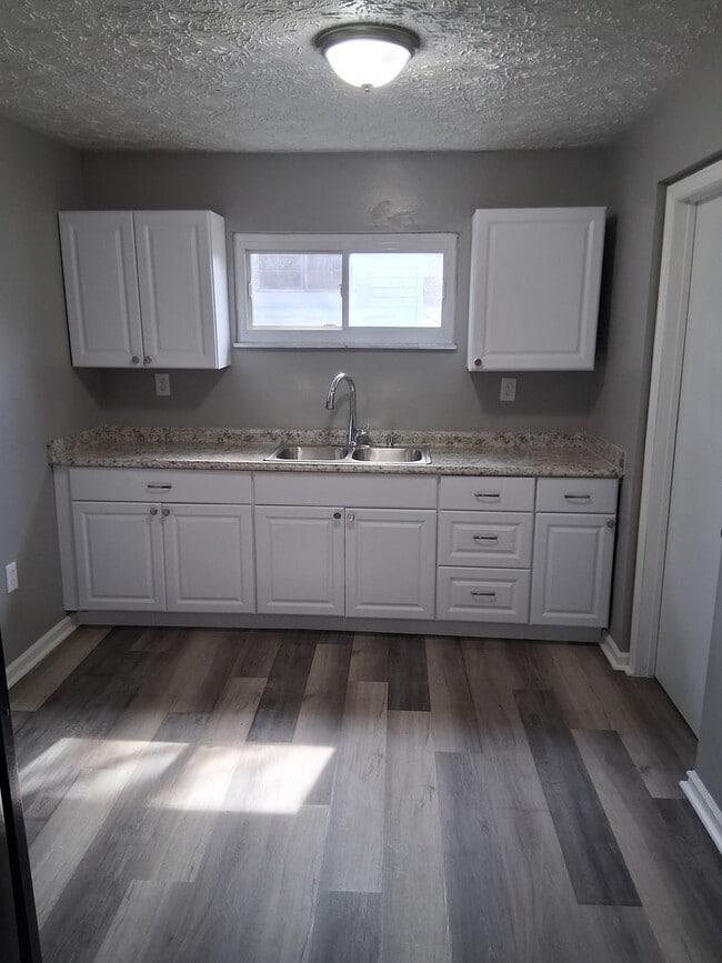 Photo - 2 bedroom 1 bath house for rent close to WPAFB, downtown Fairborn