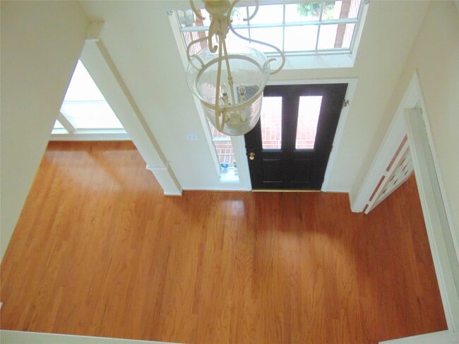 Photo - 1739 Lakewinds Dr