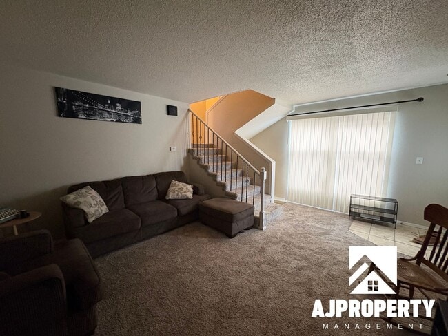 Photo - 4620 S Louise Ave Unit 4620 S. Louise Ave.