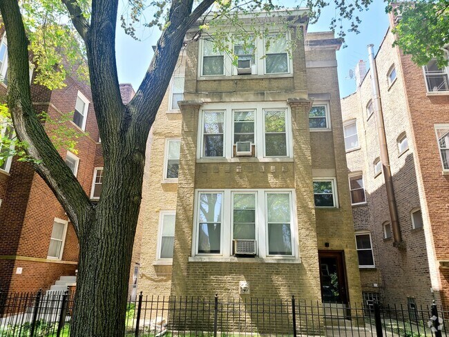 Building Photo - 6320 N Lakewood Ave Unit 2 Rental