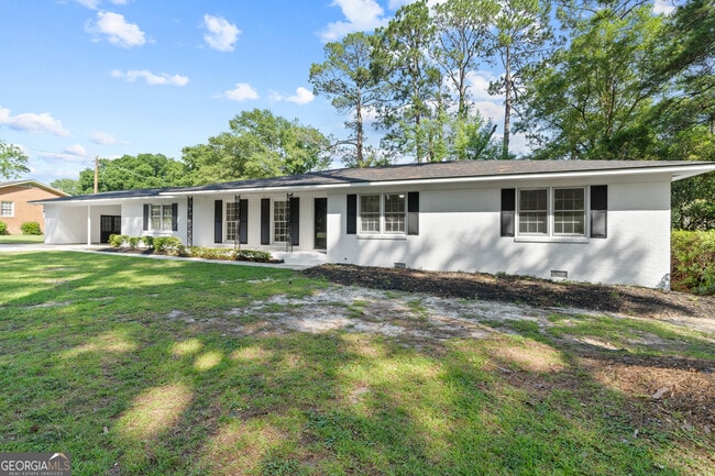 Photo - 223 Brookwood Dr
