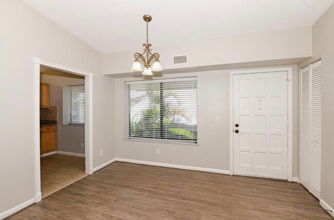 Photo - 800 NW Fork Rd Unit 7-10