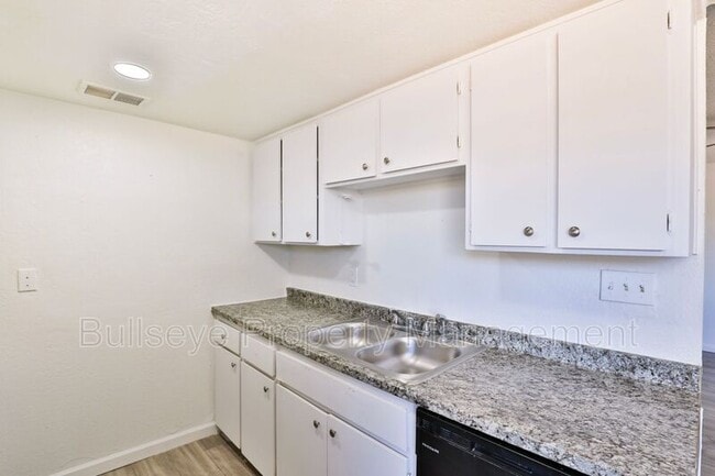 Photo - 1417 E Southern Ave