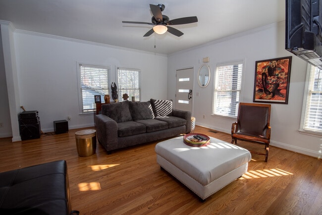 Photo - 2019 Pryor Rd SW