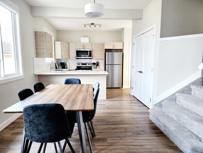 Photo - 10113-10117 117 Ave NW Unit 10113 MAIN