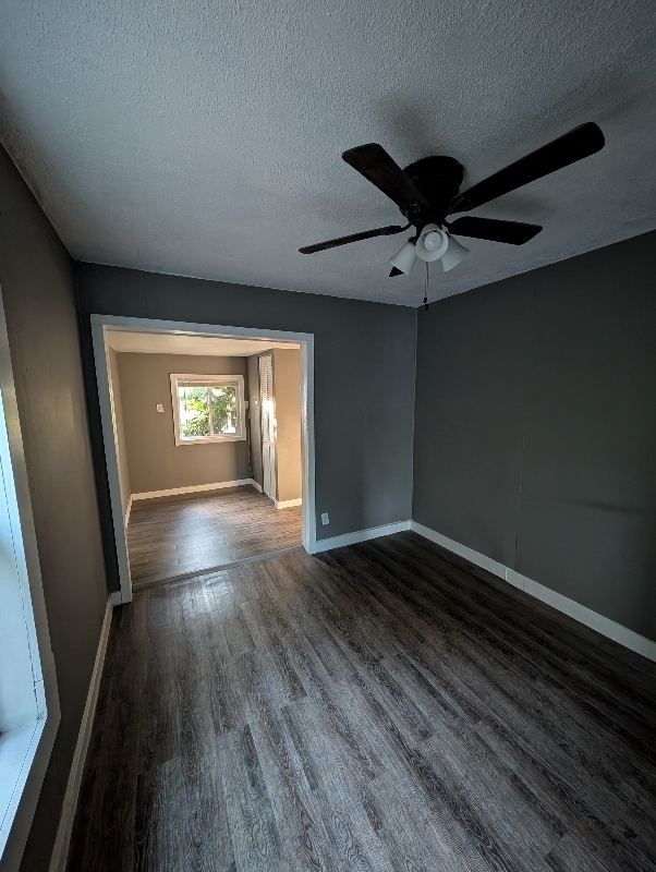 Photo - 354 SW 10th St