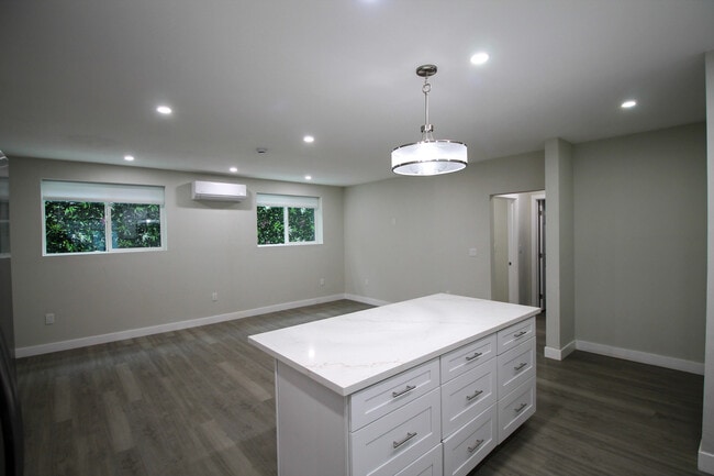 Photo - 1575 Manning Ave Unidad 1577.5