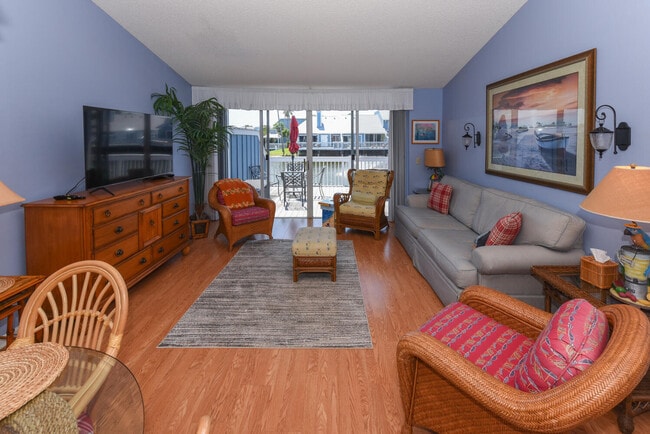 Photo - 209 Ocean Dunes Cir
