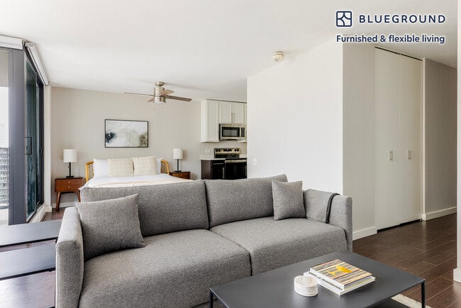 Photo - 77 W Huron St Unit FL15-ID1260