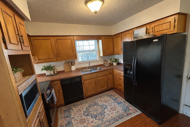 Photo - 3-bedroom 2 bath home - St. Martin School District