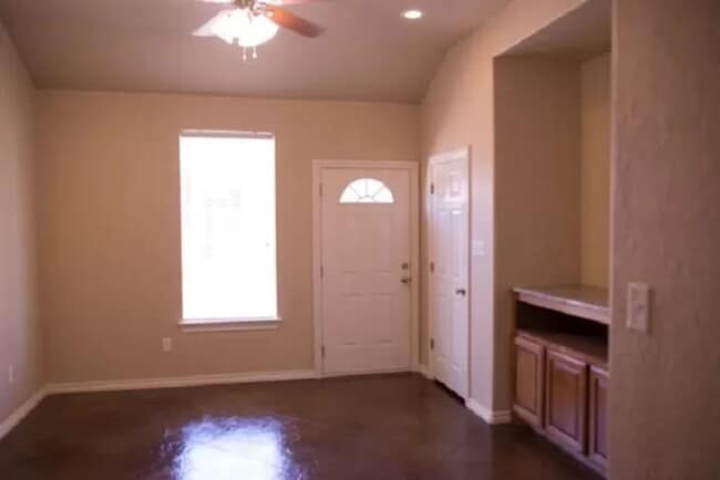 Photo - 2505 SW A Ave Unidad 6