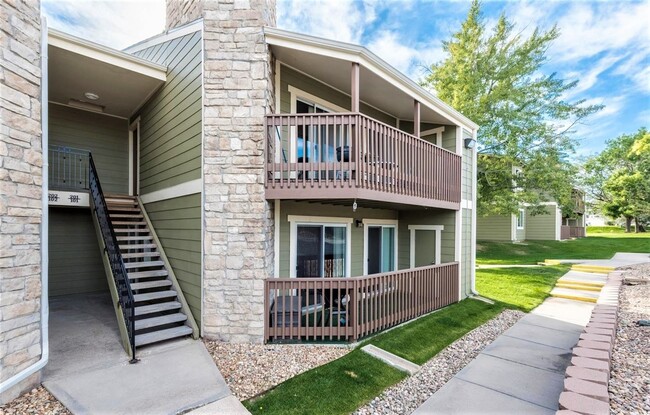 1 Bed 1 Bath Aurora Condo Located Near Che... - 1 Bed 1 Bath Aurora Condo Located Near Che...