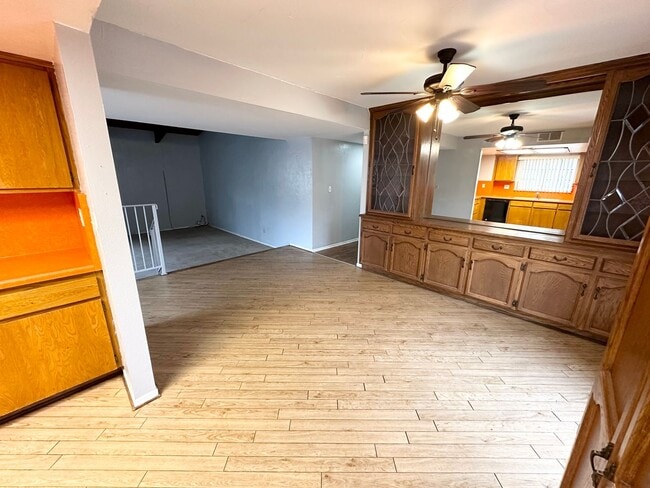 Photo - Beautiful 3 bed/2 bath unit in Huntington Beach Unidad A