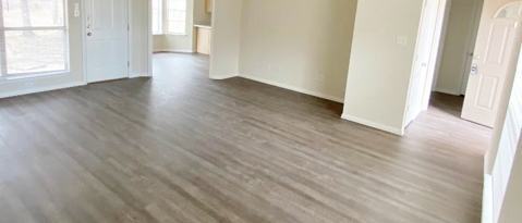 Photo - 737 Oak Park Dr