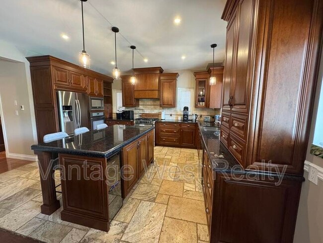 Photo - 1556 Pritchard Dr