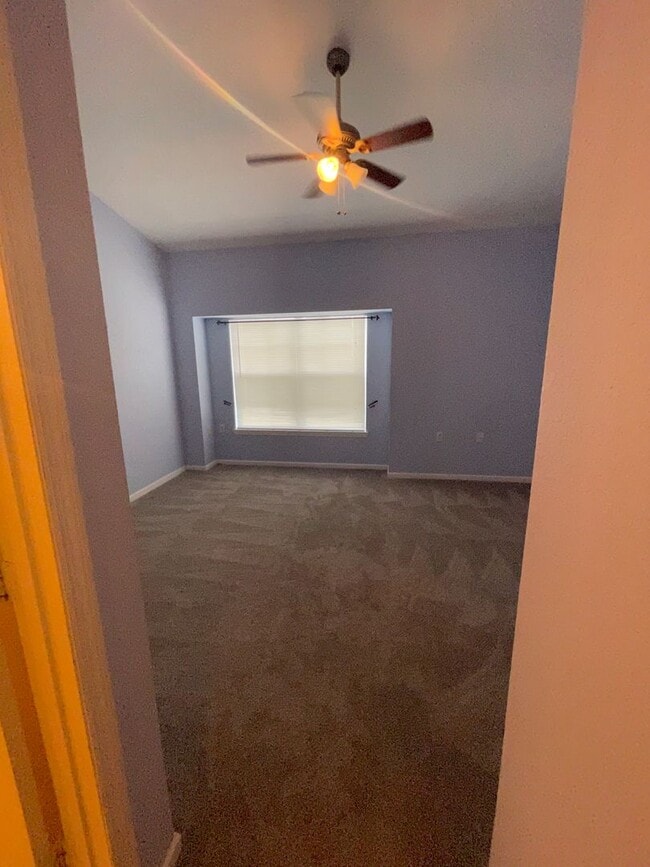 Photo - Beautiful 2 bedroom 2.5 bathroom townhome